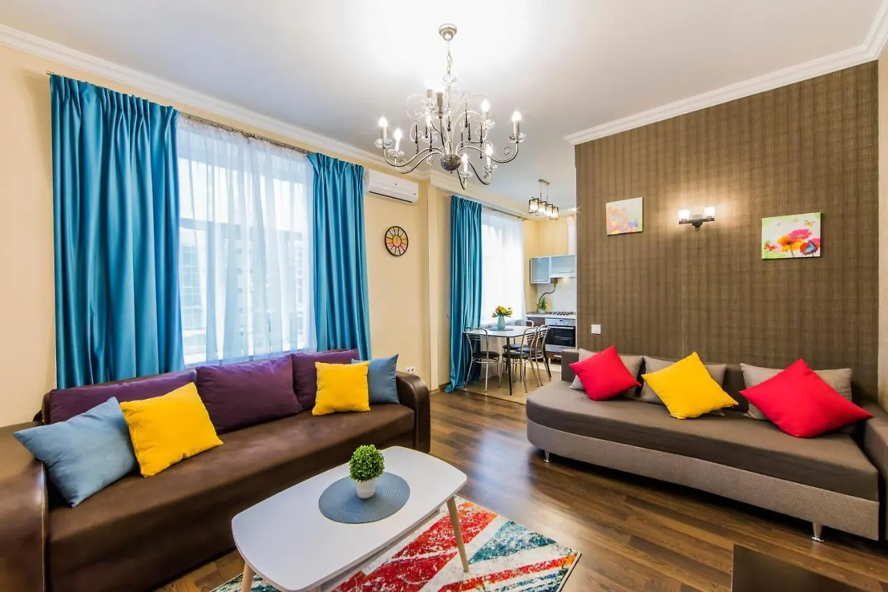 2К Квартира На Басейній, Трц Гуллівер Kiev
